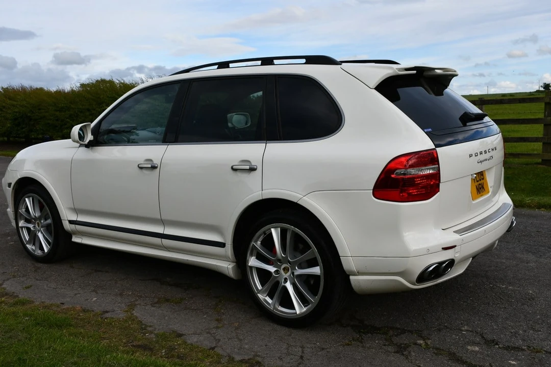 2009 Porsche 955/957 Cayenne GTS - Image 25 of 30
