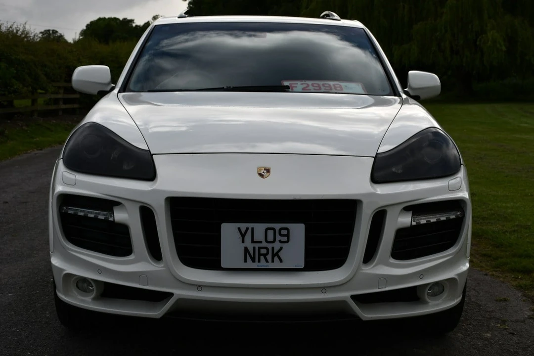 2009 Porsche 955/957 Cayenne GTS - Image 17 of 30