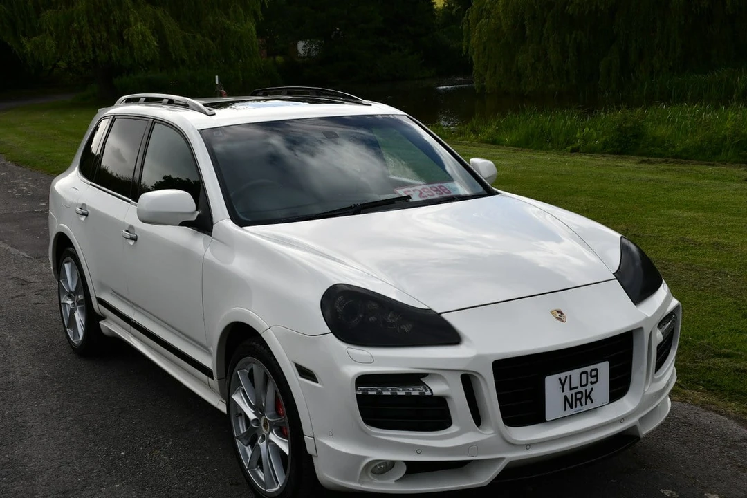 2009 Porsche 955/957 Cayenne GTS - Image 26 of 30