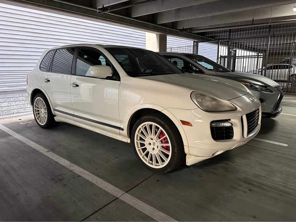 2009 Porsche 955/957 Cayenne GTS - Image 4 of 9