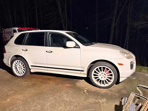 2009 Porsche Cayenne GTS
