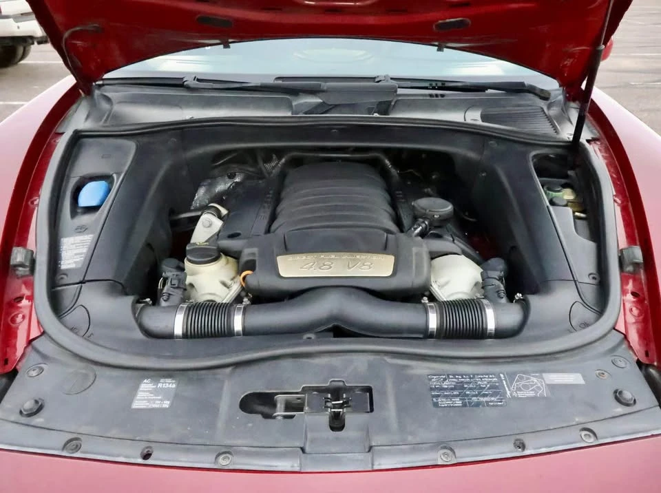 2009 Porsche 955/957 Cayenne GTS - Image 9 of 19