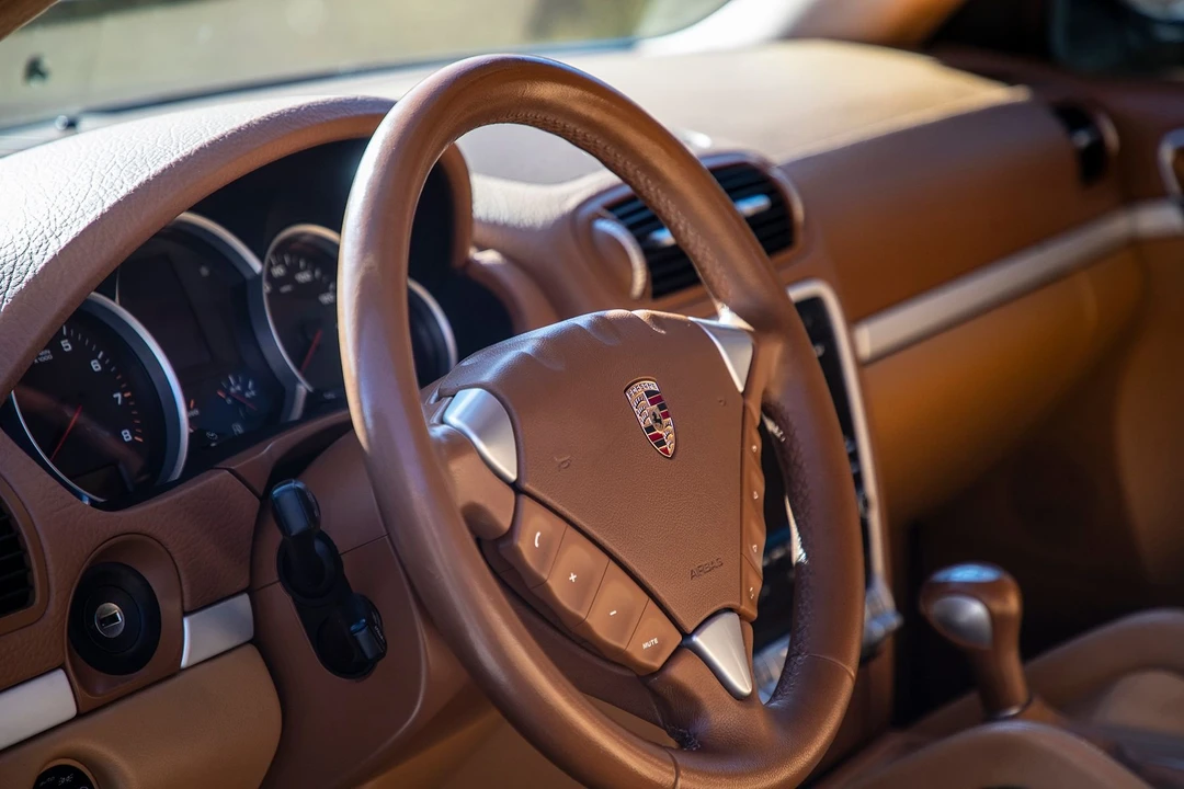2009 Porsche 955/957 Cayenne GTS - Image 5 of 14