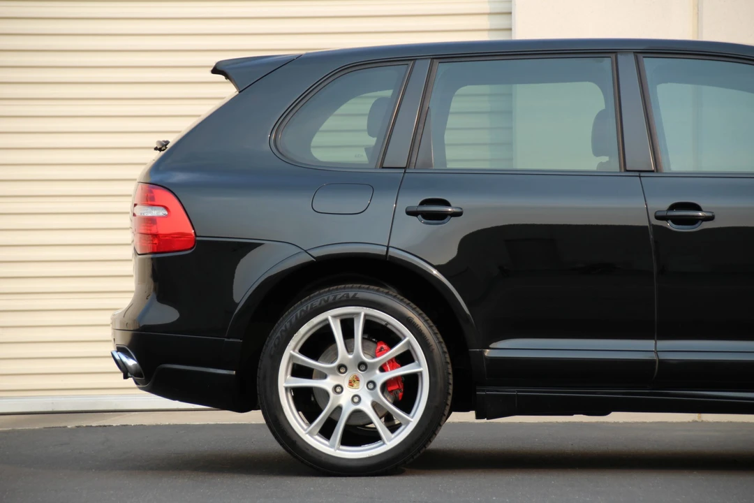 2009 Porsche 955/957 Cayenne GTS - Image 30 of 31