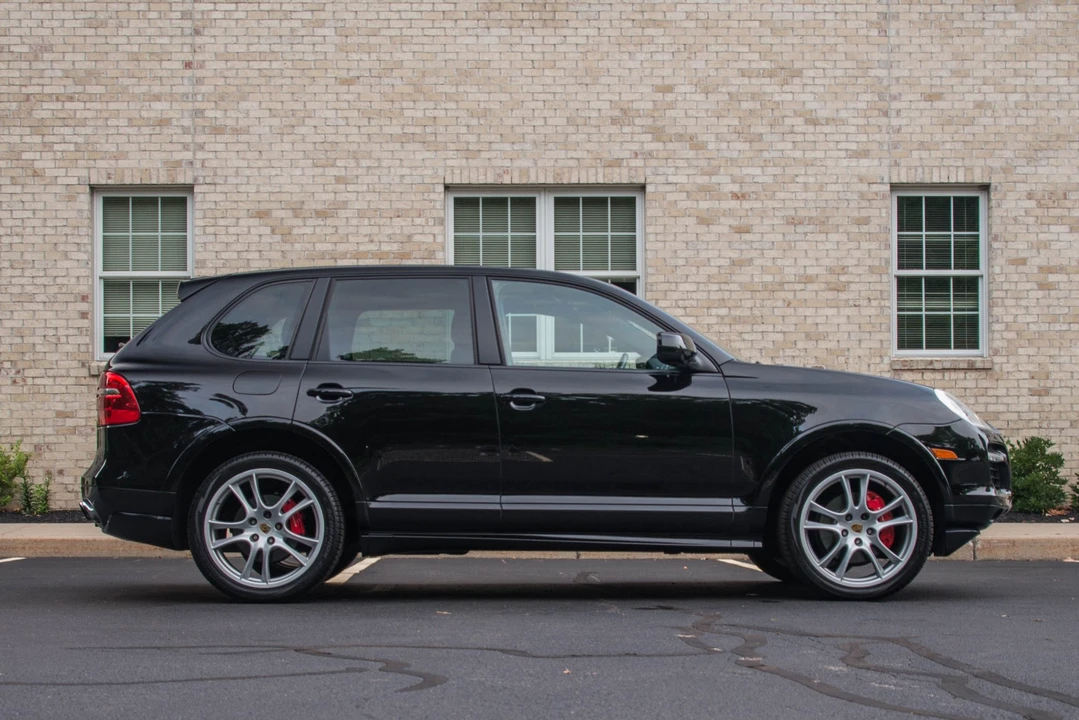 2009 Porsche 955/957 Cayenne GTS - Image 13 of 31