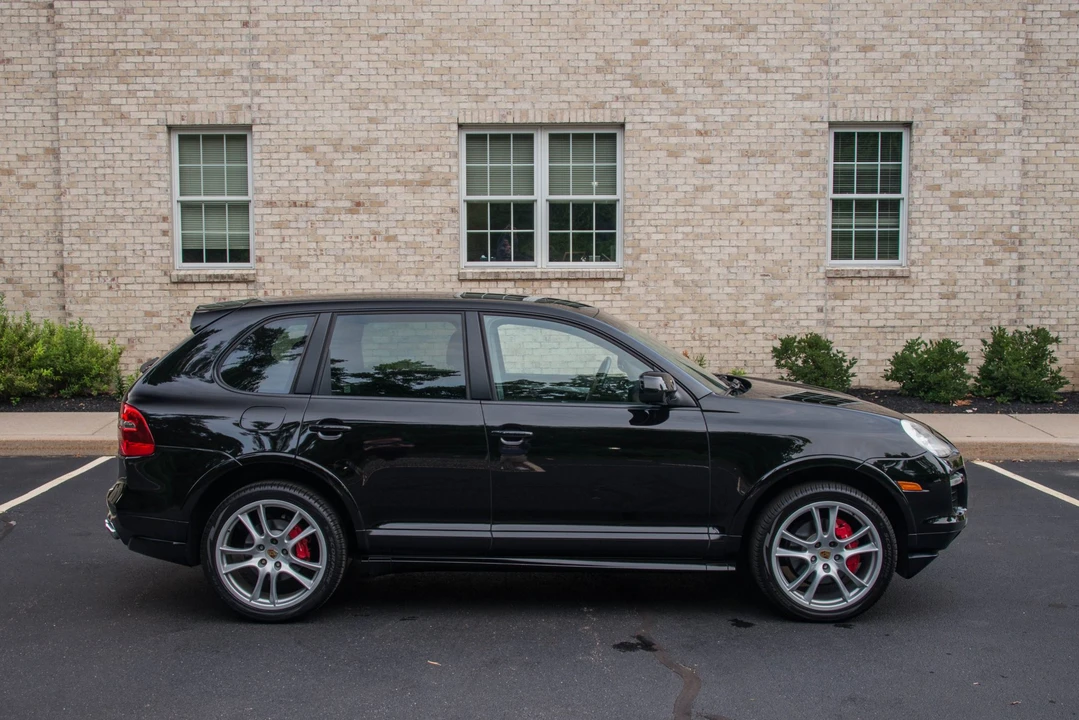 2009 Porsche 955/957 Cayenne GTS - Image 11 of 31