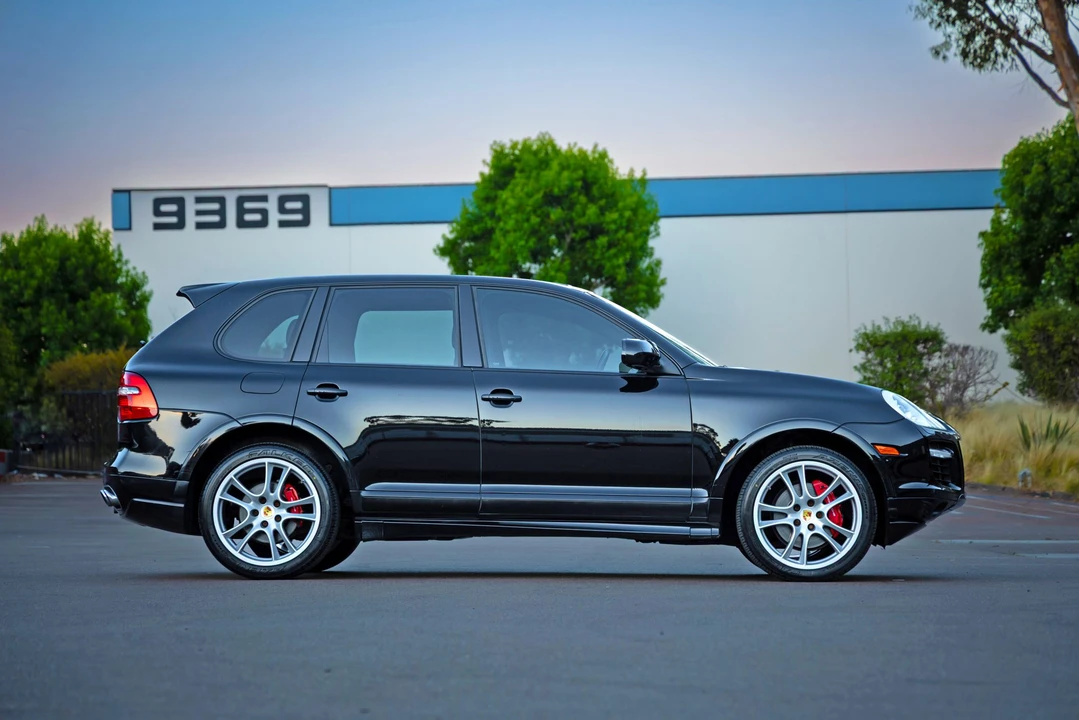 2009 Porsche 955/957 Cayenne GTS - Image 8 of 31