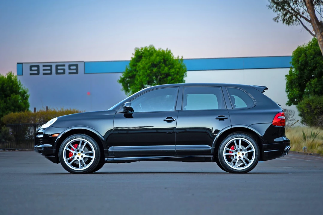 2009 Porsche 955/957 Cayenne GTS - Image 14 of 31