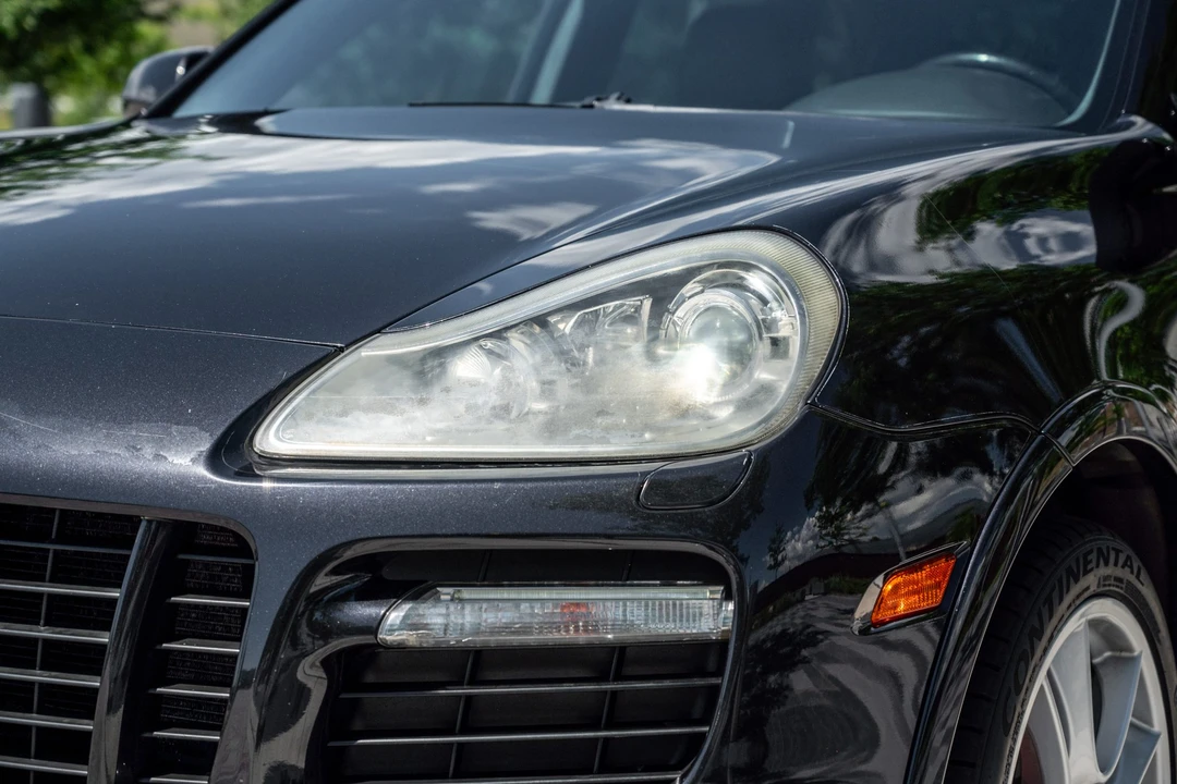 2009 Porsche 955/957 Cayenne GTS - Image 19 of 31