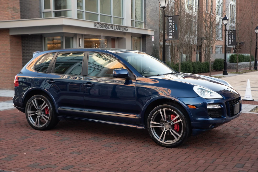 2009 Porsche 955/957 Cayenne GTS - Image 10 of 31