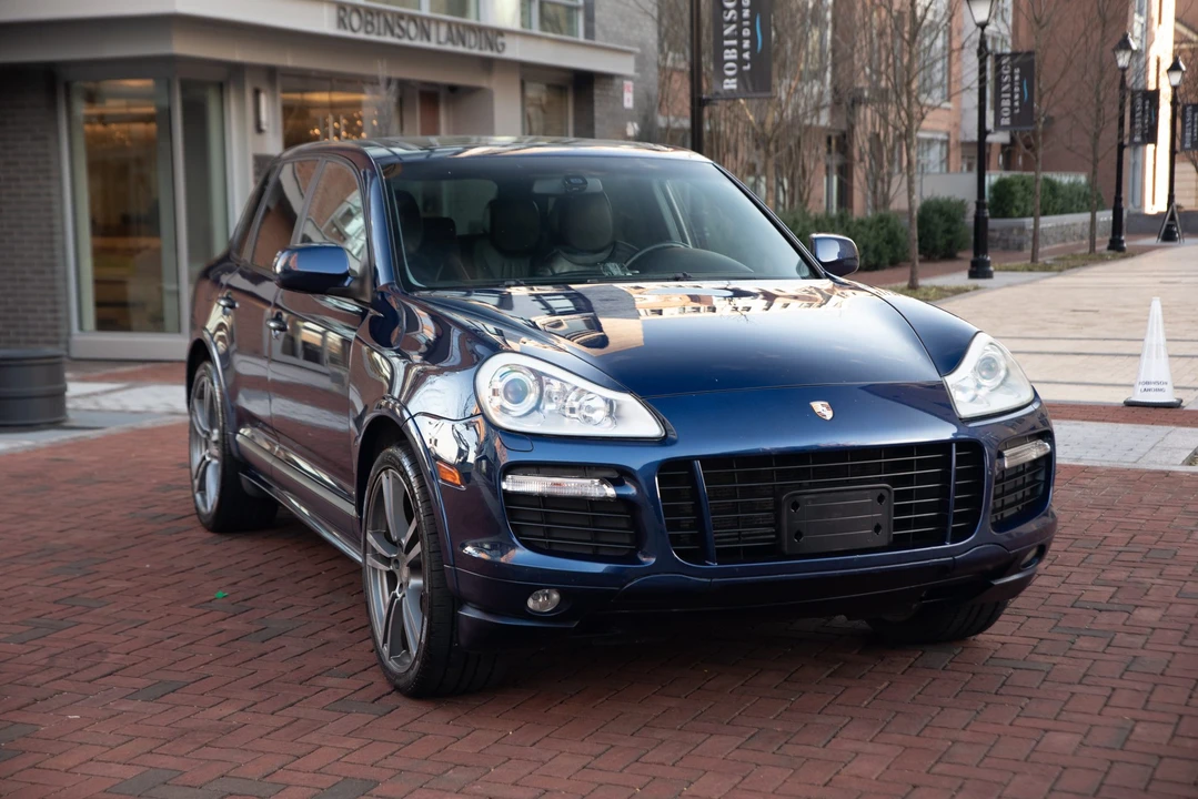2009 Porsche 955/957 Cayenne GTS - Image 2 of 31