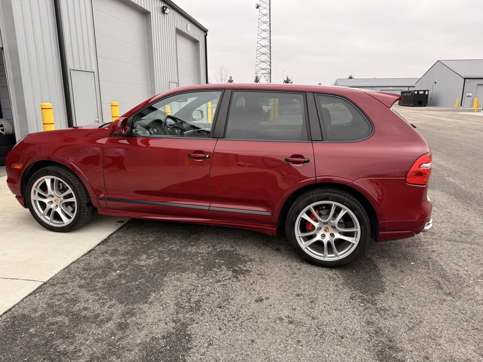 2009 Porsche 955/957 Cayenne GTS - Image 10 of 31