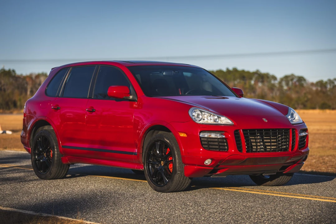 2009 Porsche 955/957 Cayenne GTS - Image 11 of 31