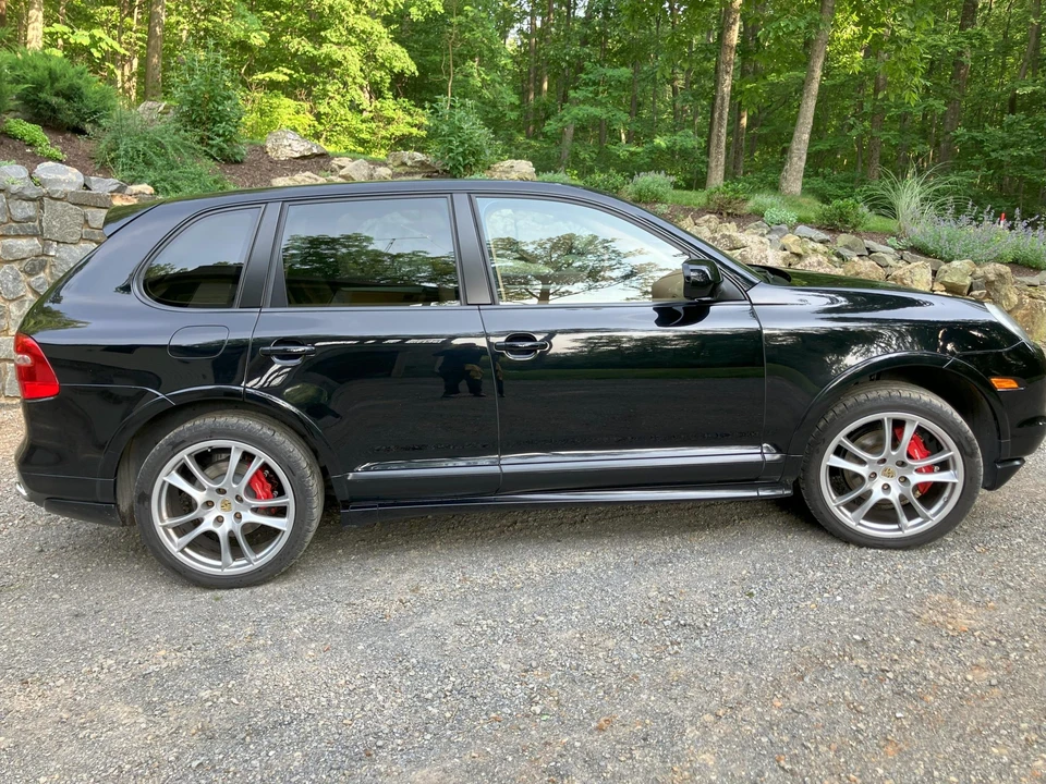 2009 Porsche 955/957 Cayenne GTS - Image 8 of 31