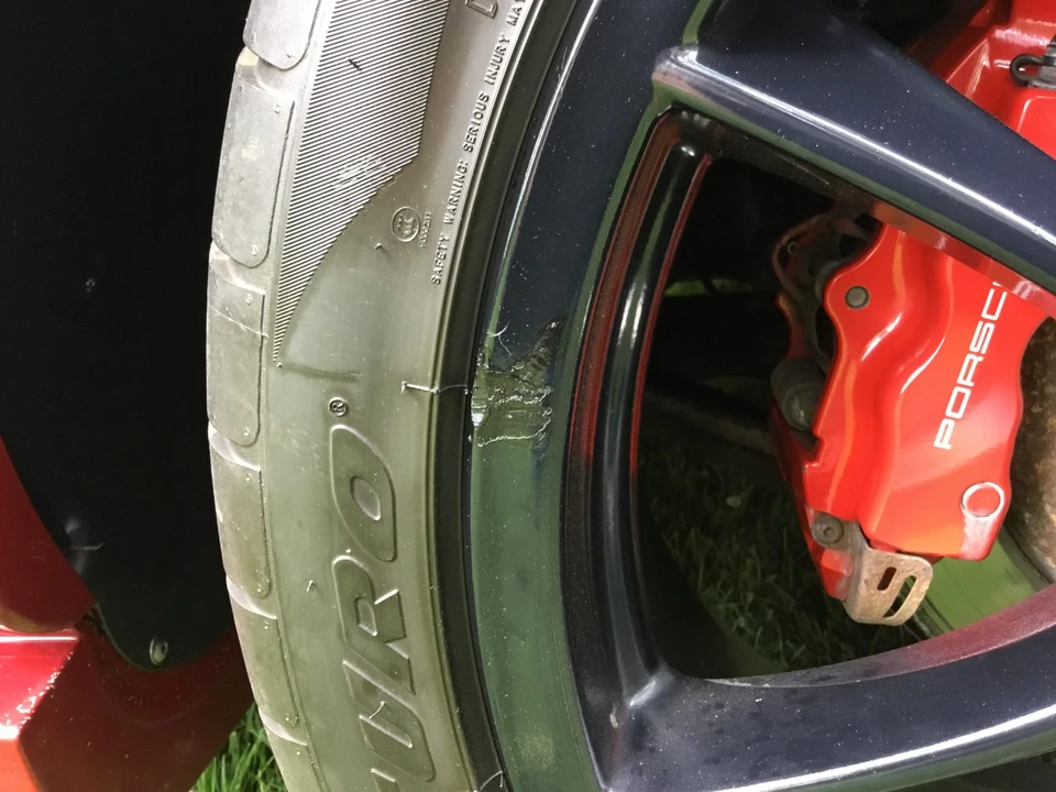 2009 Porsche 955/957 Cayenne GTS - Image 29 of 31