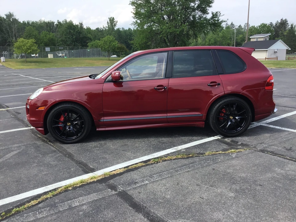2009 Porsche 955/957 Cayenne GTS - Image 18 of 31