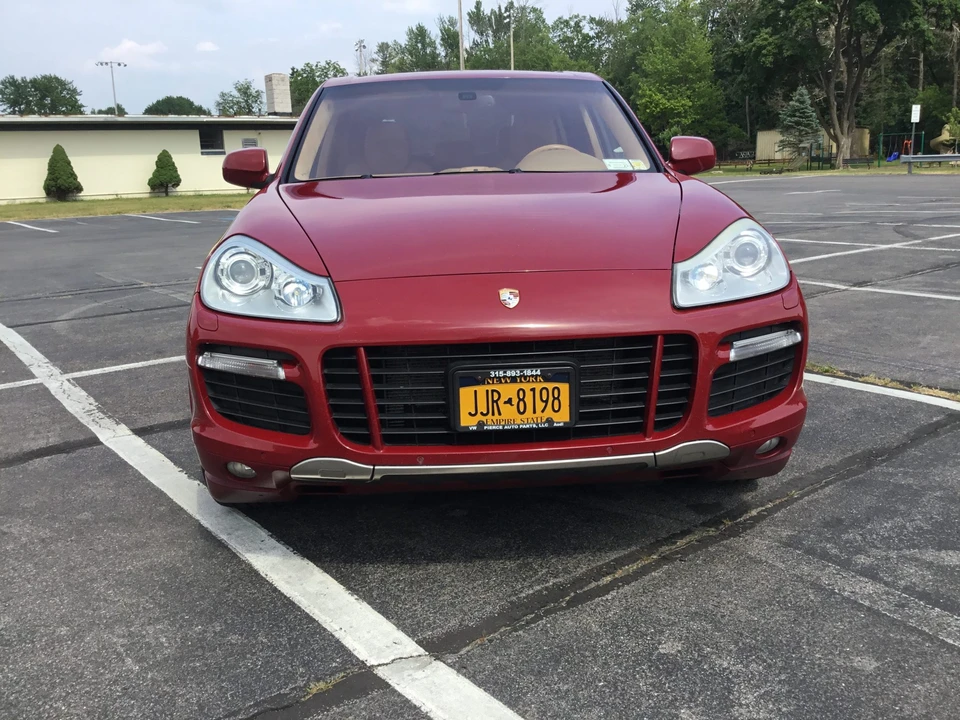 2009 Porsche 955/957 Cayenne GTS - Image 12 of 31