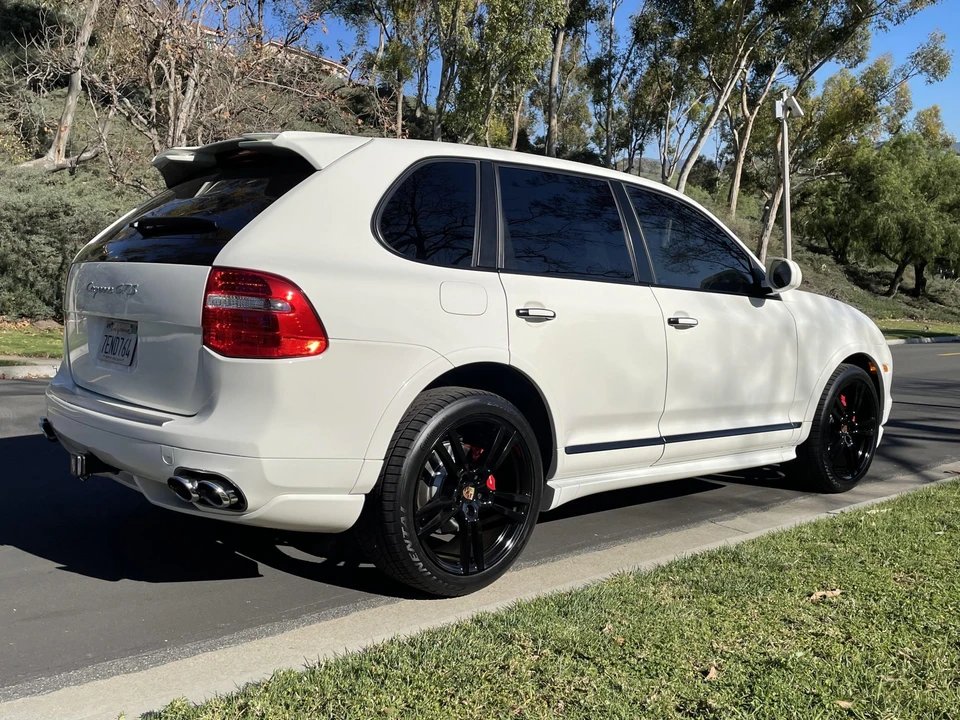 2009 Porsche 955/957 Cayenne GTS - Image 12 of 31