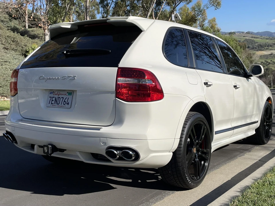 2009 Porsche 955/957 Cayenne GTS - Image 14 of 31