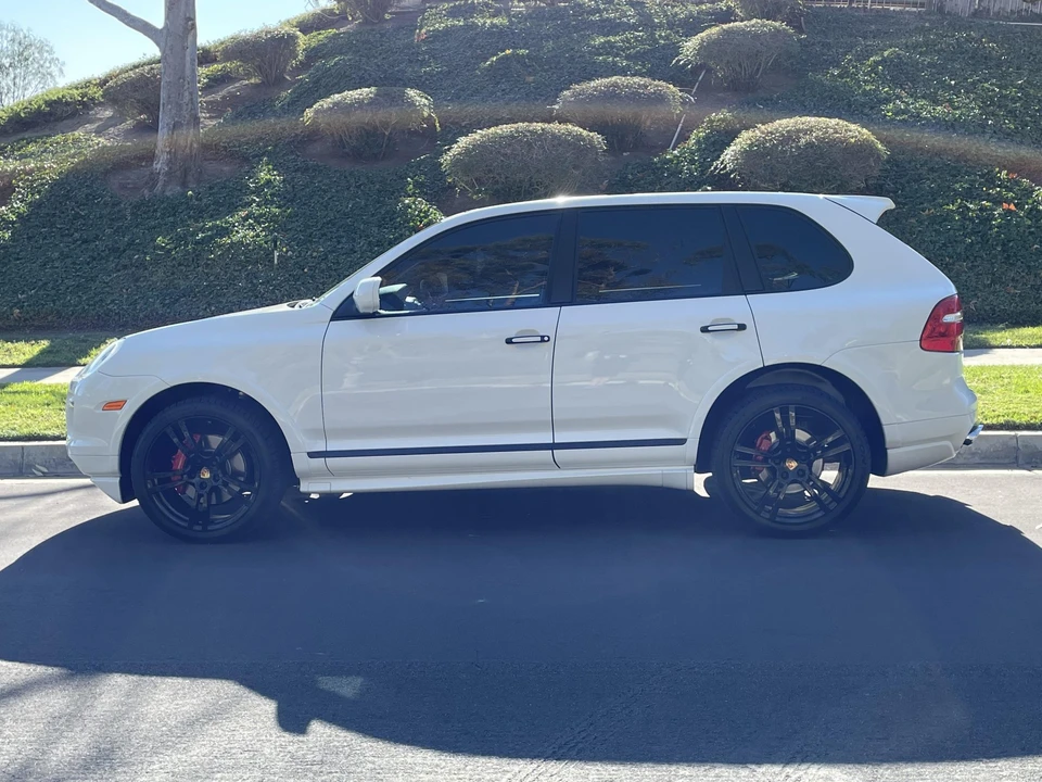 2009 Porsche 955/957 Cayenne GTS - Image 25 of 31