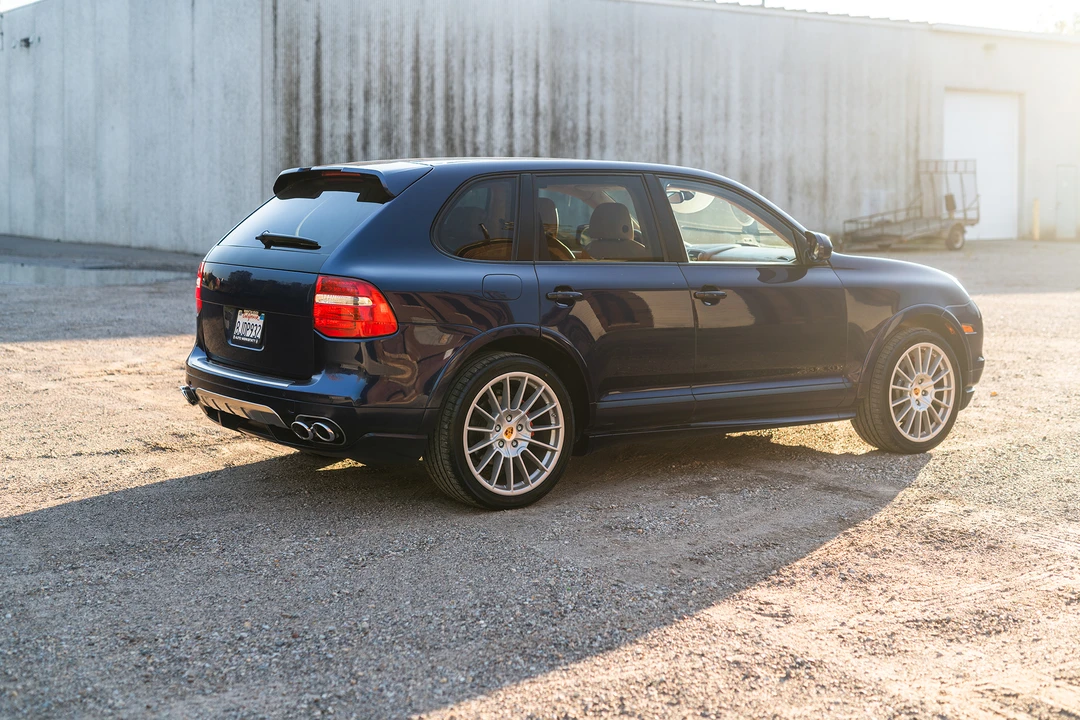 2009 Porsche 955/957 Cayenne GTS - Image 8 of 31