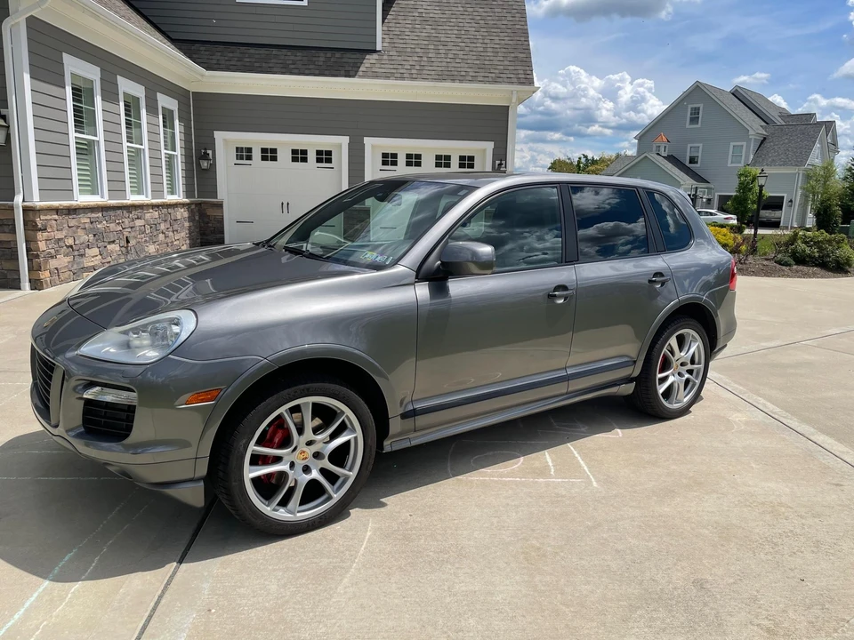 2009 Porsche 955/957 Cayenne GTS - Image 9 of 31