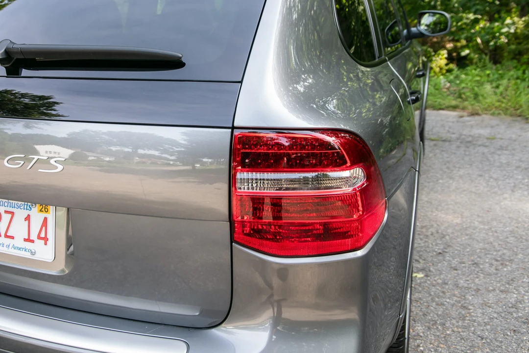 2009 Porsche 955/957 Cayenne GTS - Image 15 of 31