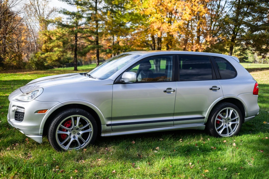2009 Porsche 955/957 Cayenne GTS - Image 13 of 31