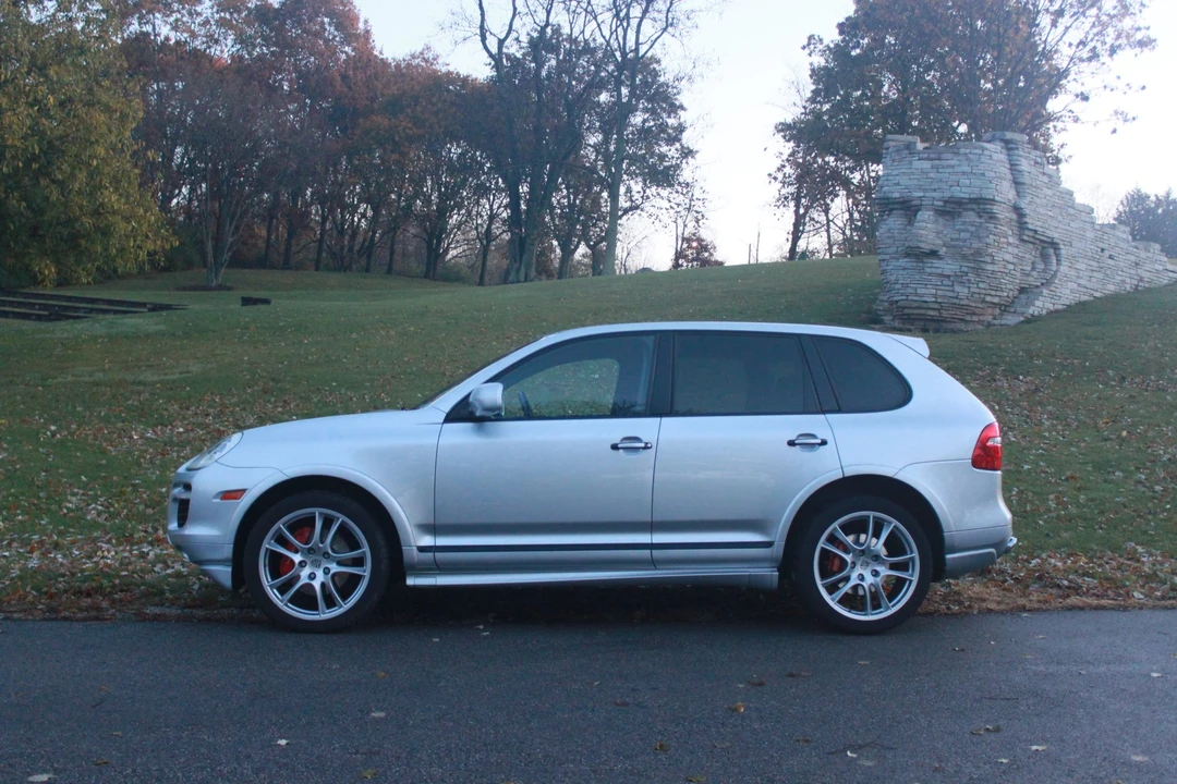 2009 Porsche 955/957 Cayenne GTS - Image 30 of 31