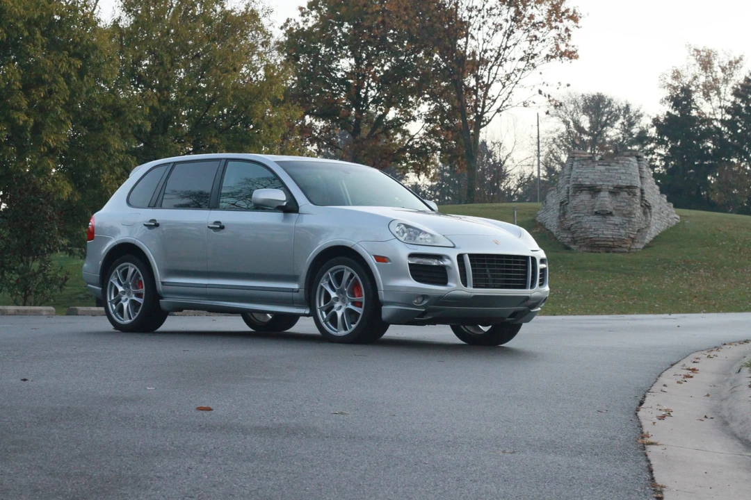 2009 Porsche 955/957 Cayenne GTS - Image 10 of 31