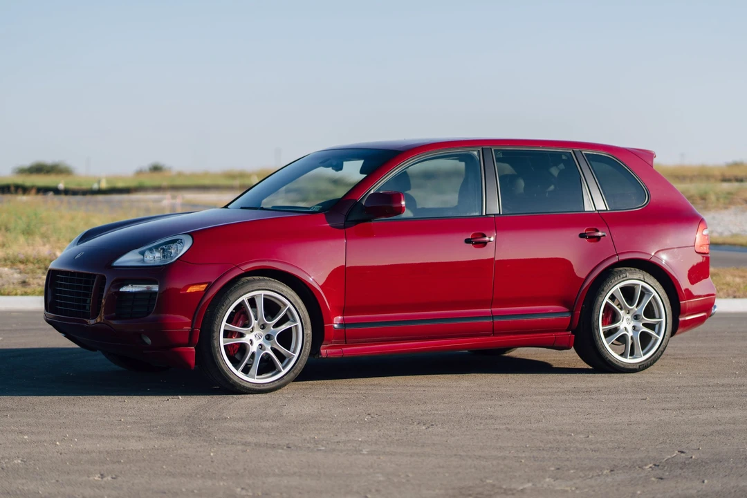 2009 Porsche 955/957 Cayenne GTS - Image 2 of 31