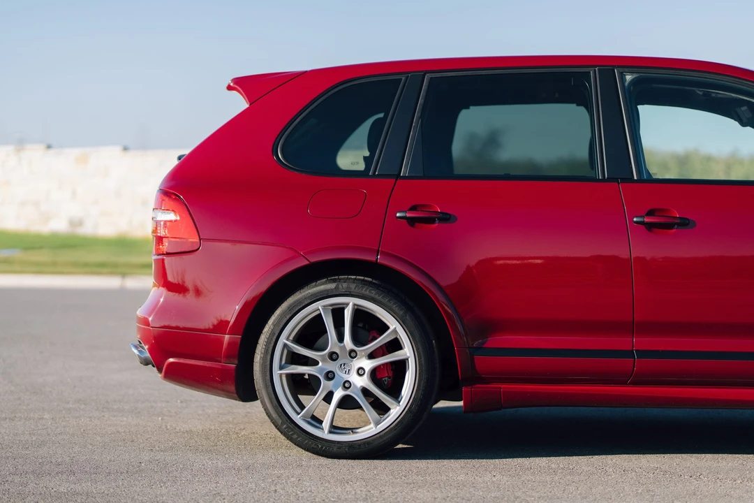 2009 Porsche 955/957 Cayenne GTS - Image 15 of 31