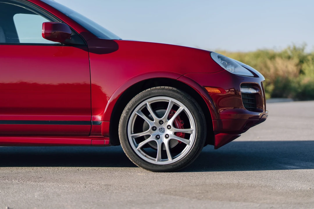 2009 Porsche 955/957 Cayenne GTS - Image 16 of 31