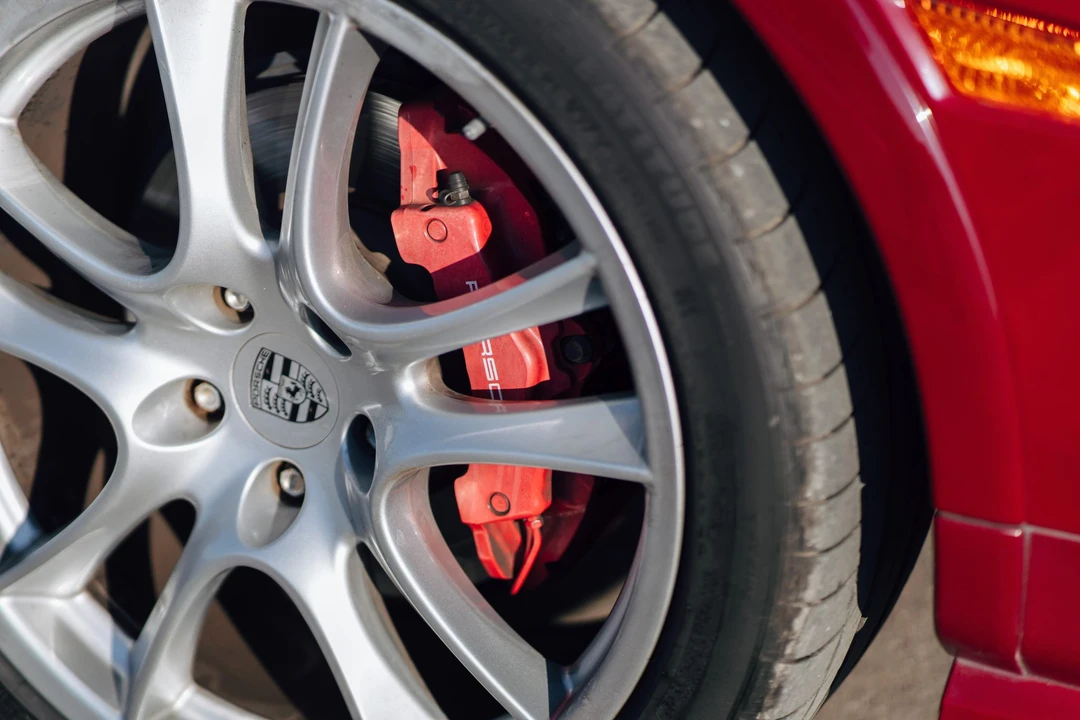 2009 Porsche 955/957 Cayenne GTS - Image 30 of 31