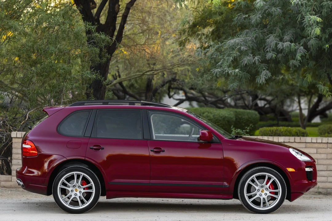 2009 Porsche 955/957 Cayenne GTS - Image 10 of 31