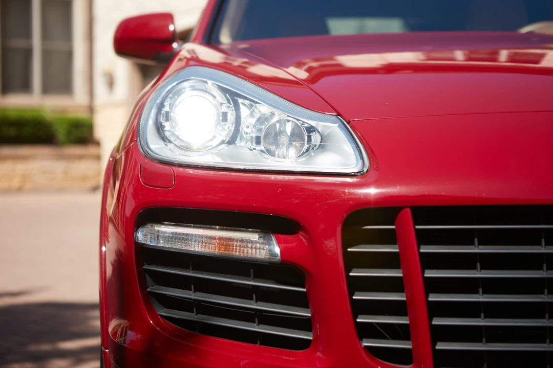 2009 Porsche 955/957 Cayenne GTS - Image 11 of 31