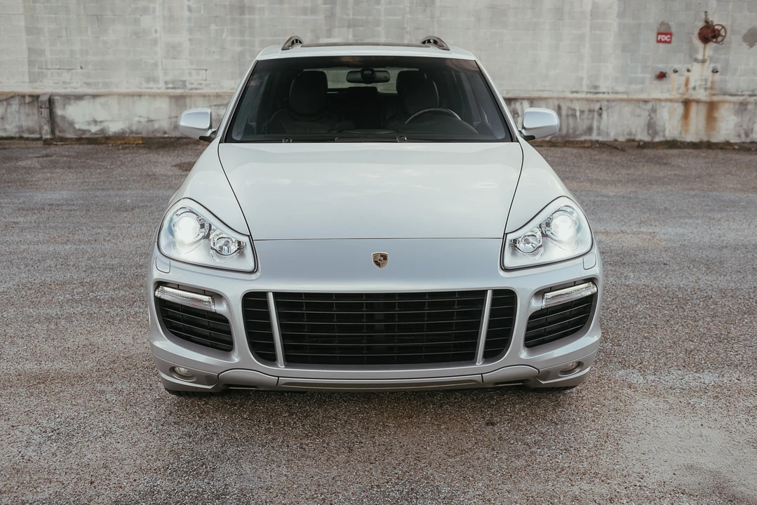 2009 Porsche 955/957 Cayenne GTS - Image 24 of 31