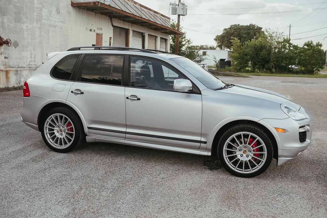 2009 Porsche 955/957 Cayenne GTS - Image 8 of 31