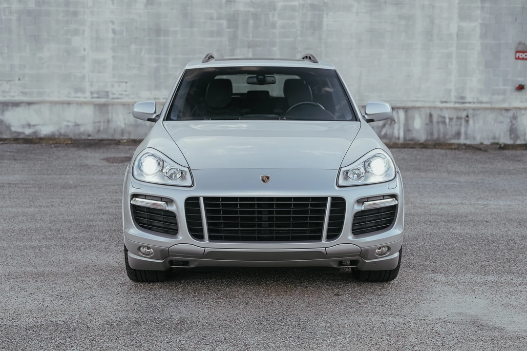 2009 Porsche 955/957 Cayenne GTS - Image 3 of 31