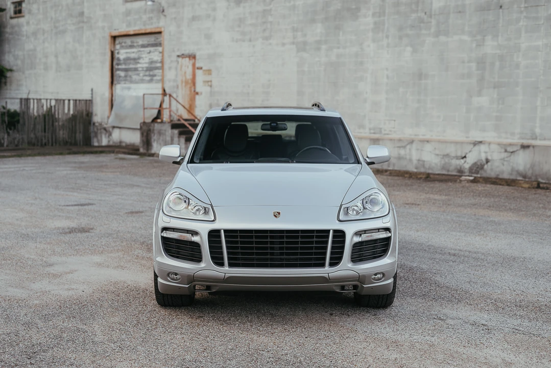 2009 Porsche 955/957 Cayenne GTS - Image 25 of 31