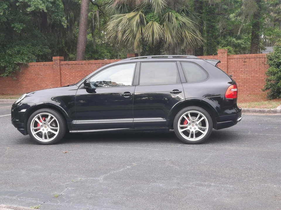 2009 Porsche 955/957 Cayenne GTS - Image 16 of 31