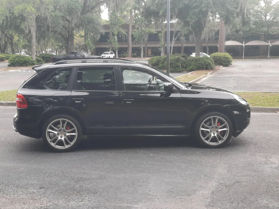 2009 Porsche 955/957 Cayenne GTS - Image 29 of 31