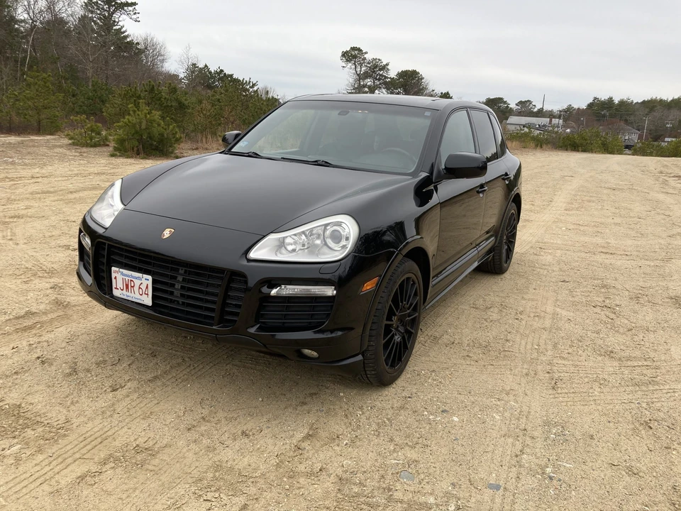 2009 Porsche 955/957 Cayenne GTS - Image 2 of 31