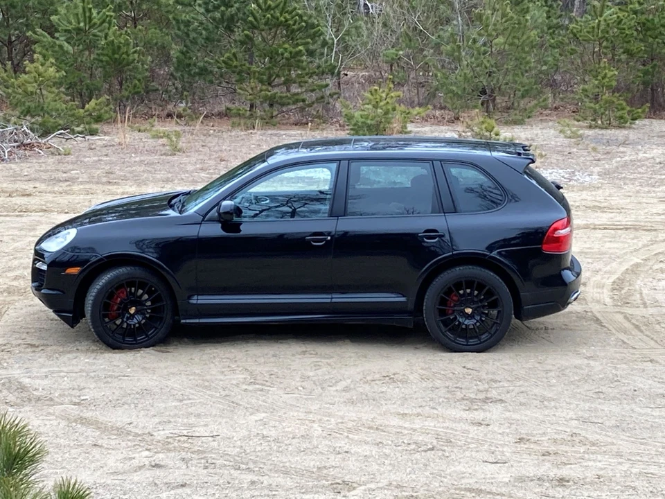 2009 Porsche 955/957 Cayenne GTS - Image 4 of 31