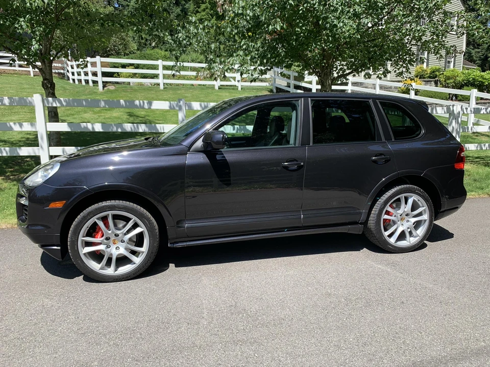 2009 Porsche 955/957 Cayenne GTS - Image 13 of 31