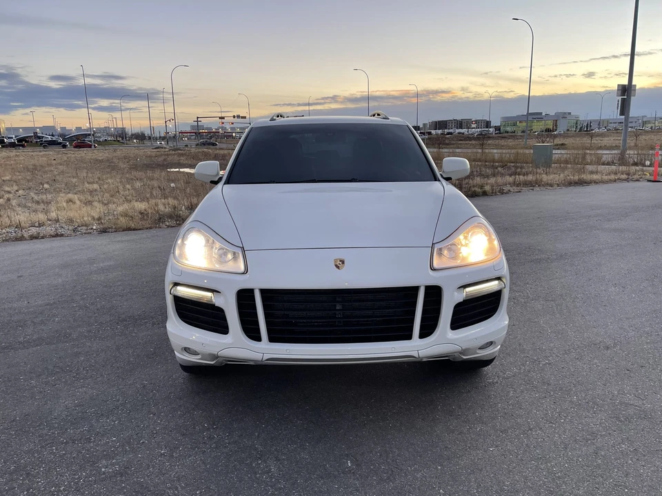 2009 Porsche 955/957 Cayenne GTS - Image 16 of 31