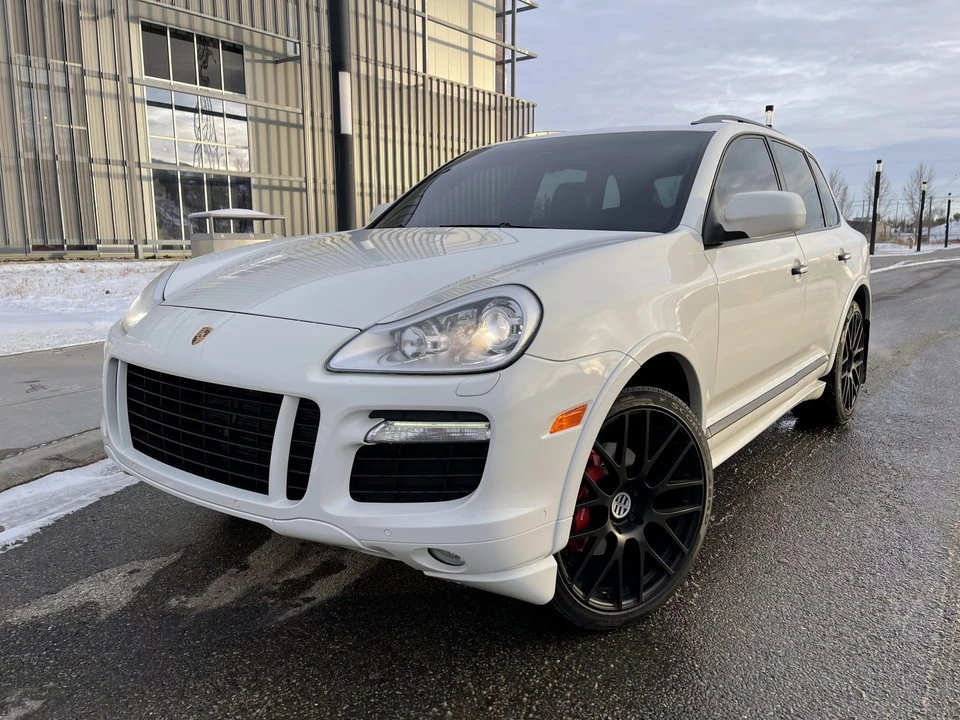 2009 Porsche 955/957 Cayenne GTS - Image 10 of 31