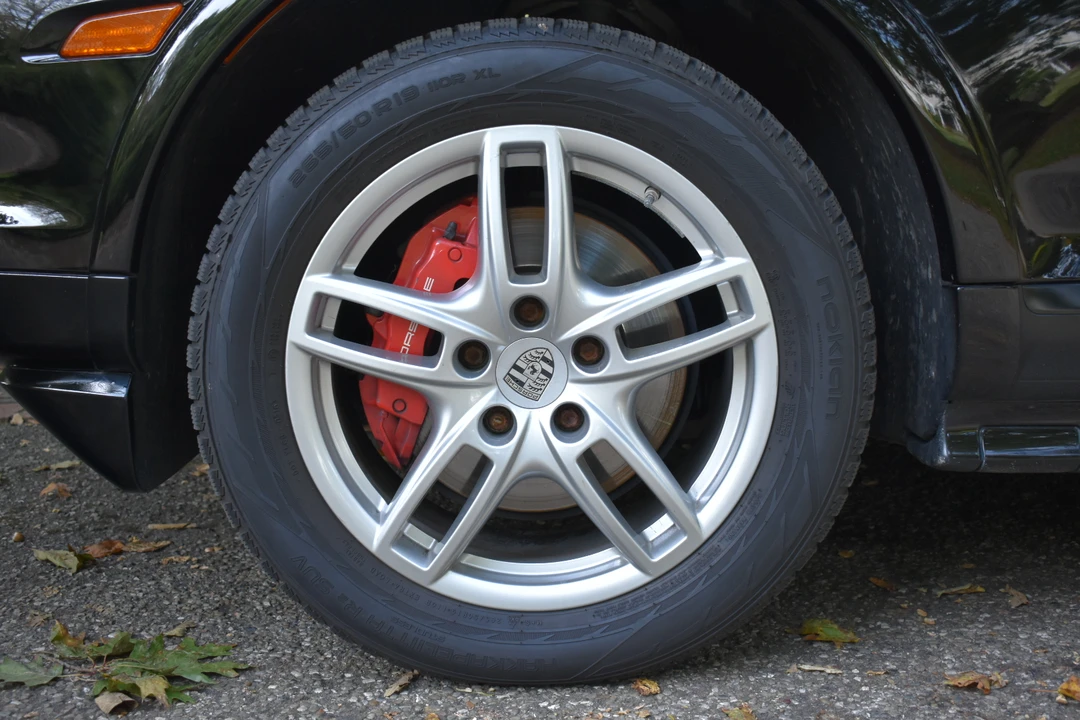 2009 Porsche 955/957 Cayenne GTS - Image 11 of 31