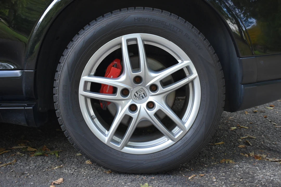 2009 Porsche 955/957 Cayenne GTS - Image 12 of 31