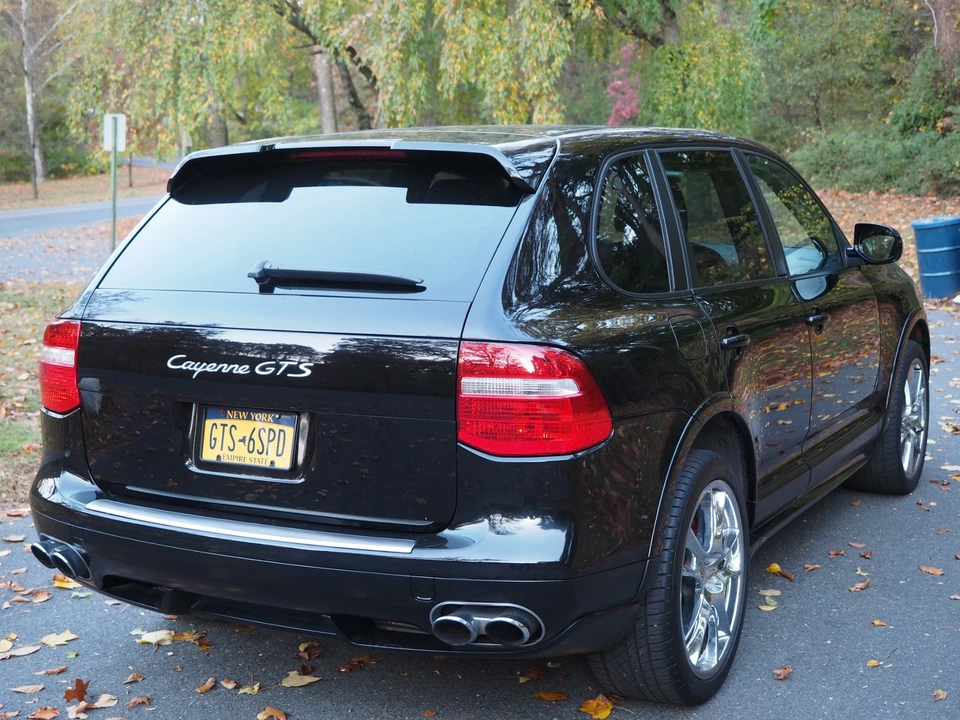 2009 Porsche 955/957 Cayenne GTS - Image 10 of 31